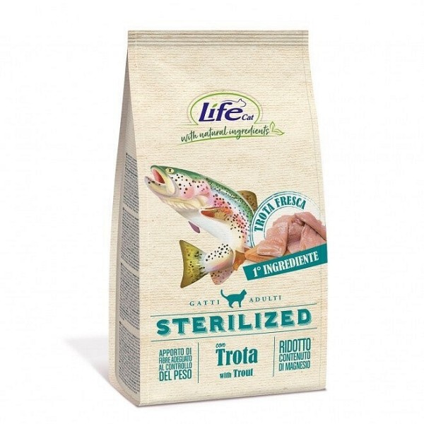 Lifecat briketi Sterilized Postrv